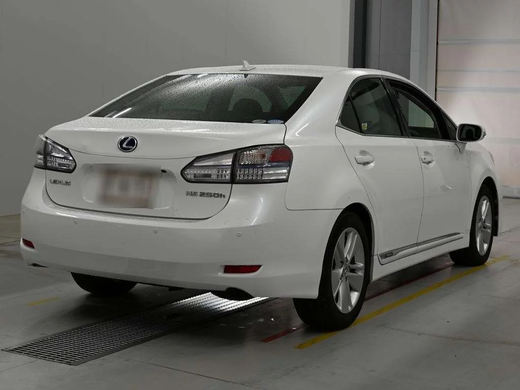Lexus HS250h  с аукциона в Японии