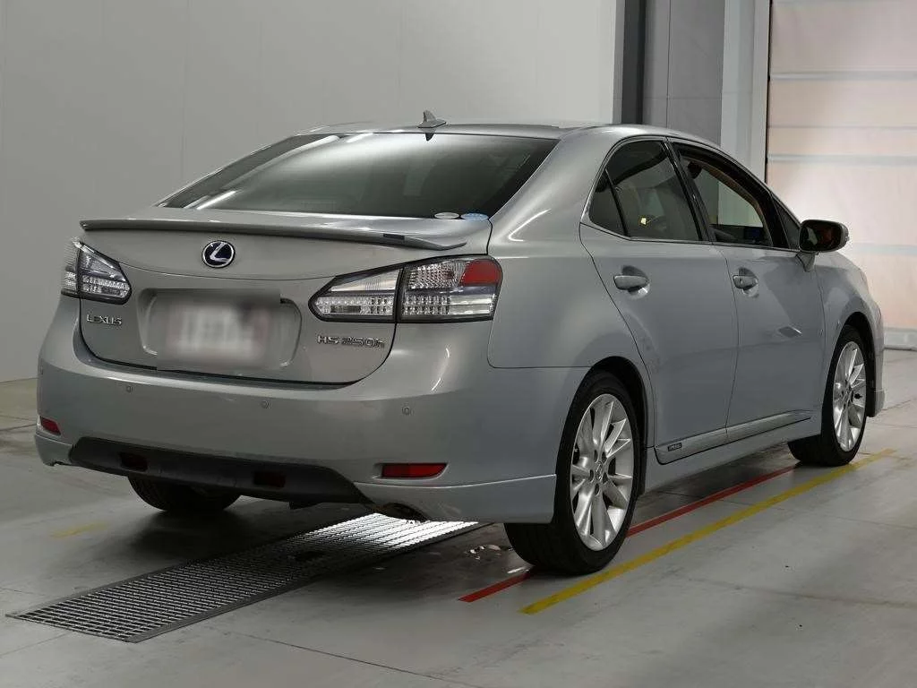 Lexus HS250h  с аукциона в Японии