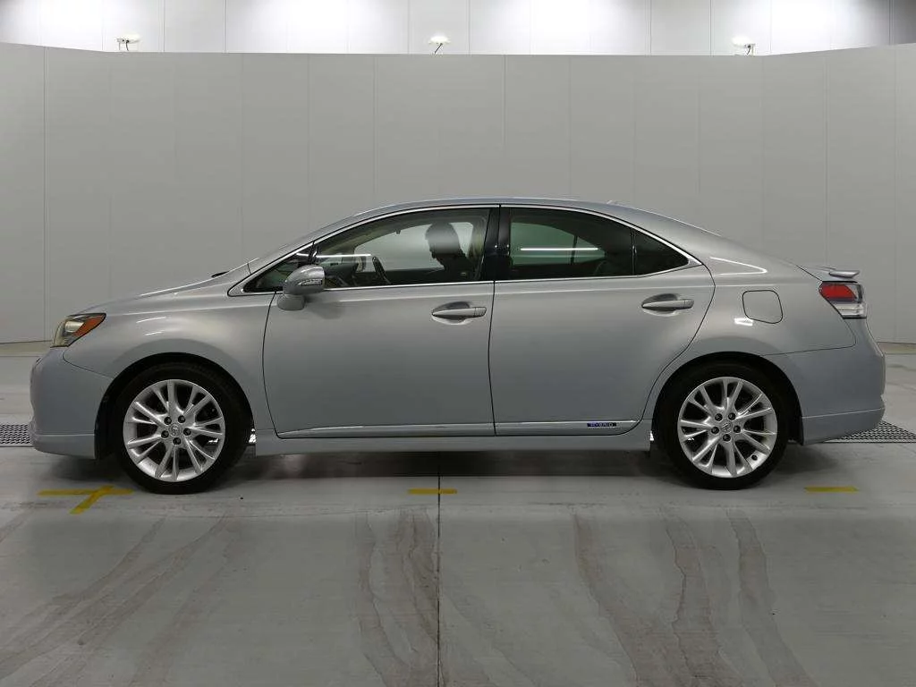 Lexus HS250h  с аукциона в Японии
