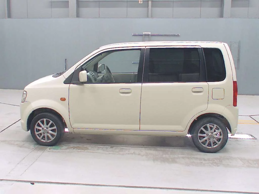 Nissan Otti  с аукциона в Японии