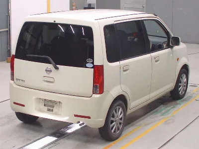 Nissan Otti