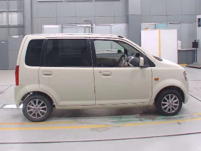 Nissan Otti