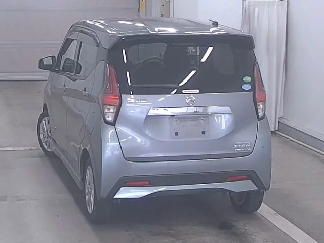 Nissan Dayz  с аукциона в Японии