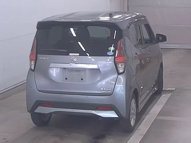 Nissan Dayz  с аукциона в Японии