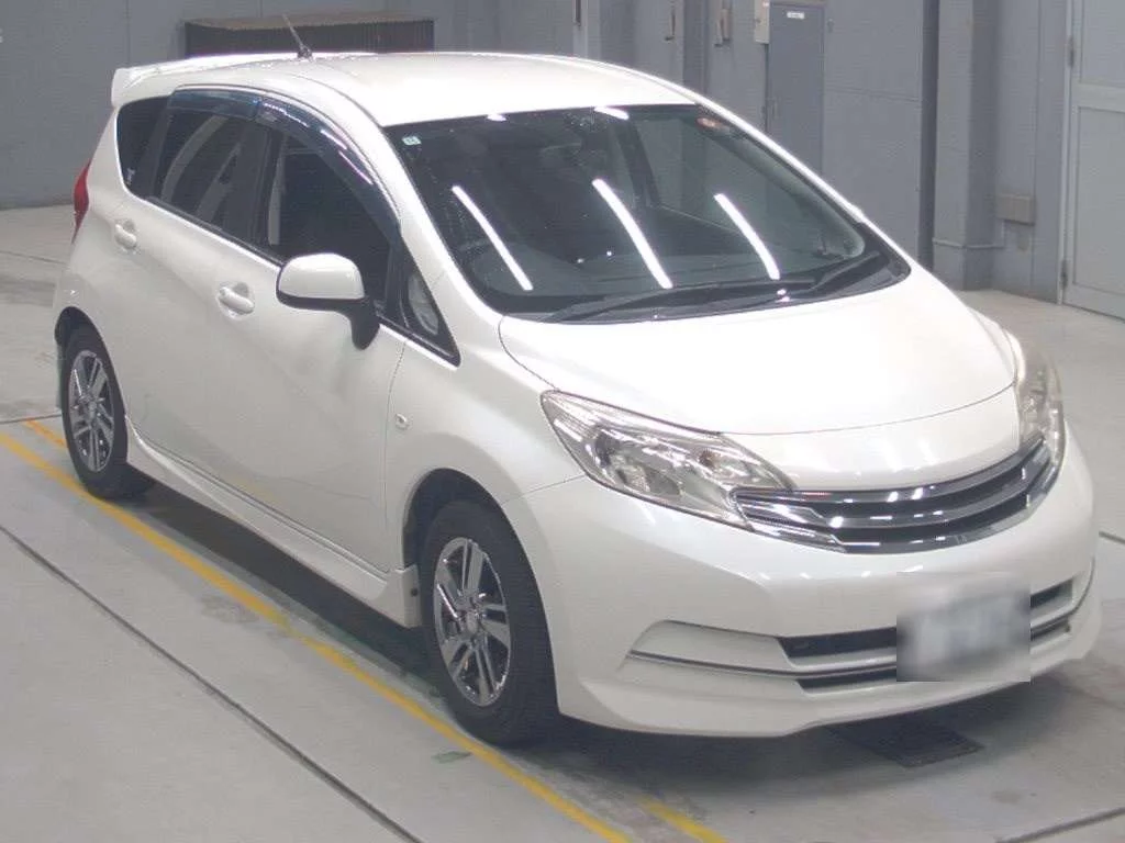 Nissan Note  с аукциона в Японии