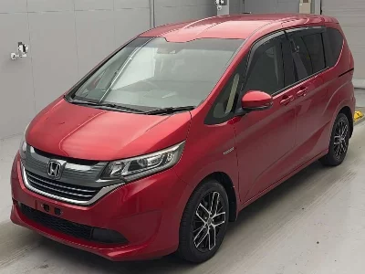 HONDA FREED + HYBRID