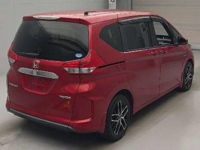 HONDA FREED + HYBRID