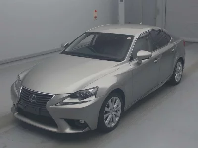 Lexus IS300h