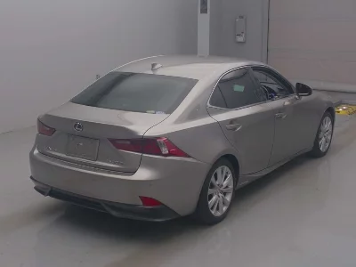 Lexus IS300h
