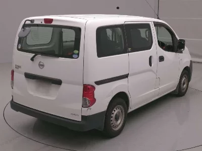 Nissan NV200 VANETTE VAN