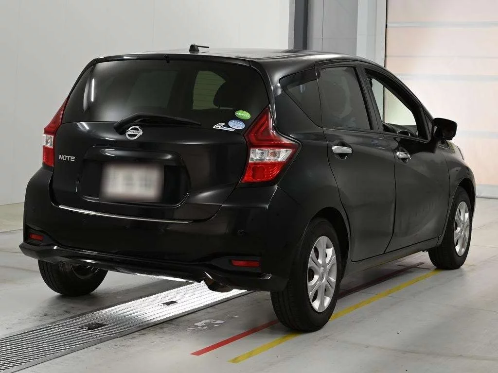 Nissan Note  с аукциона в Японии