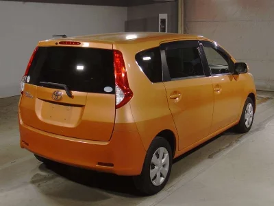 Toyota Passo Sette
