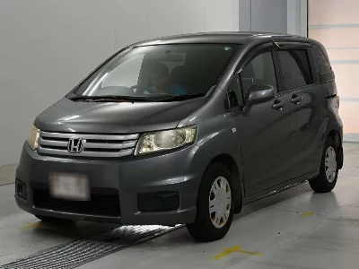 Honda Freed Spike