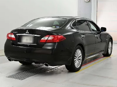 Mitsubishi Dignity
