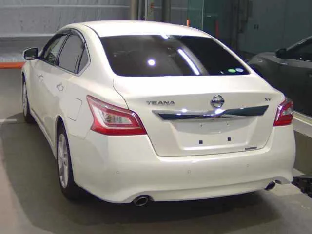 Nissan Teana  с аукциона в Японии