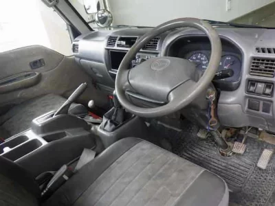 MAZDA BONGO BRAWNY TRUCK