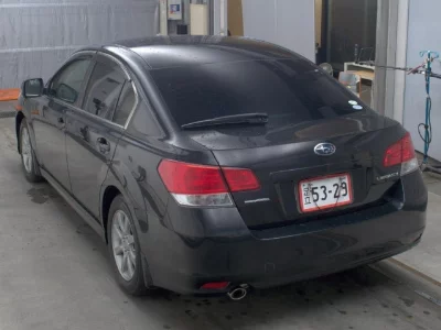 Subaru Legacy B4