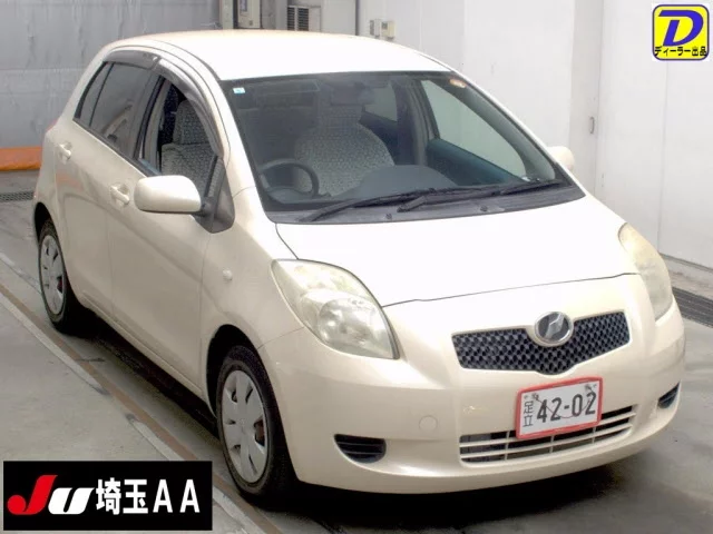 Toyota Vitz  с аукциона в Японии