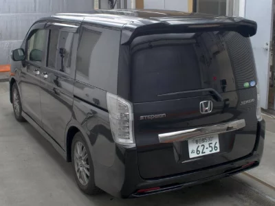 Honda STEPWGN SPADA