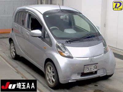 Mitsubishi i