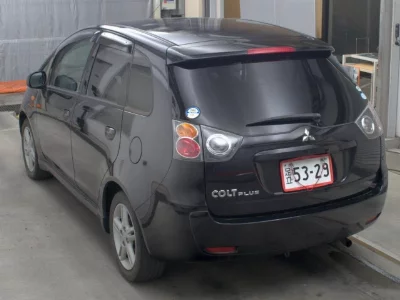 Mitsubishi Colt Plus