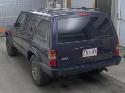 Jeep CHEROKEE