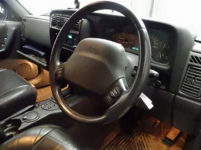 Jeep CHEROKEE