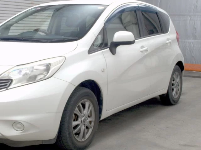 Nissan Note  с аукциона в Японии