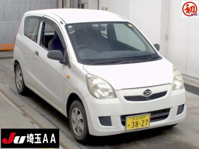 Daihatsu Mira  с аукциона в Японии