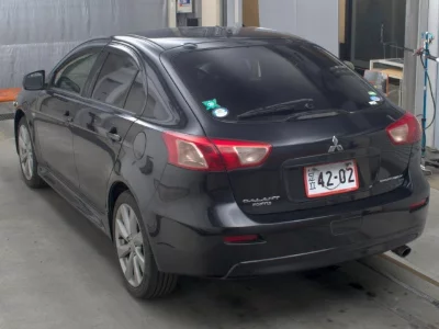 Mitsubishi GALANT FORTIS SPORTBACK