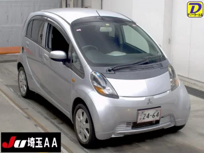 Mitsubishi i