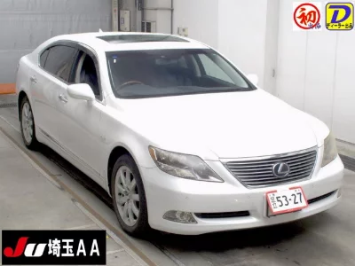 Lexus LS600hL