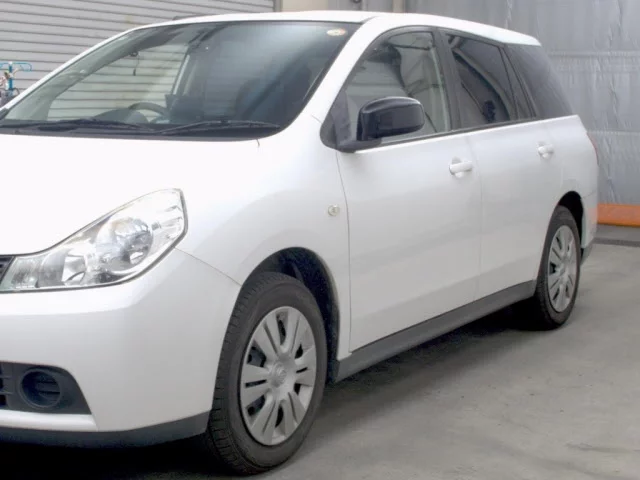 Nissan Wingroad  с аукциона в Японии