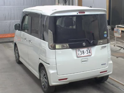 Suzuki Spacia