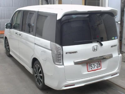 Honda STEPWGN SPADA