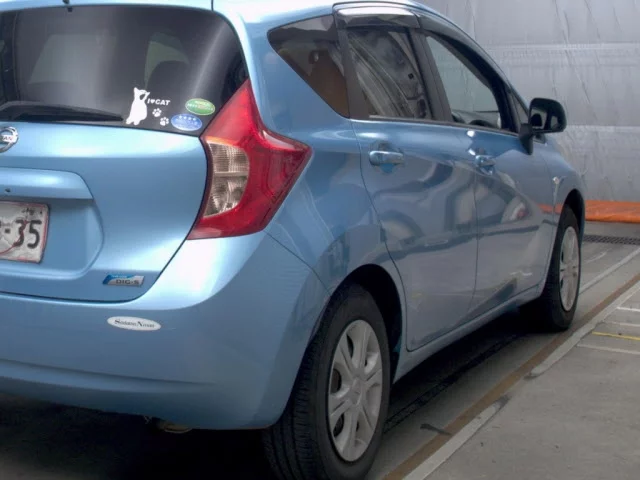 Nissan Note  с аукциона в Японии