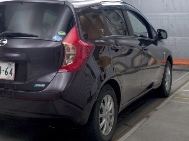 Nissan Note  с аукциона в Японии
