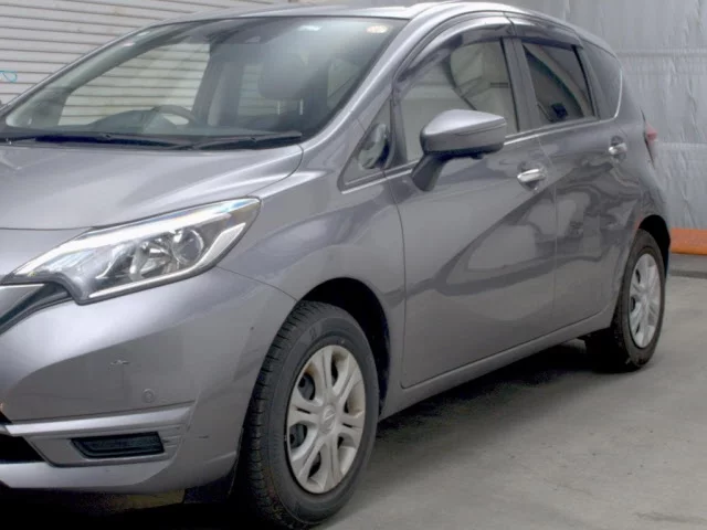 Nissan Note  с аукциона в Японии