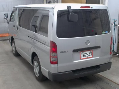 Toyota HiAce Van