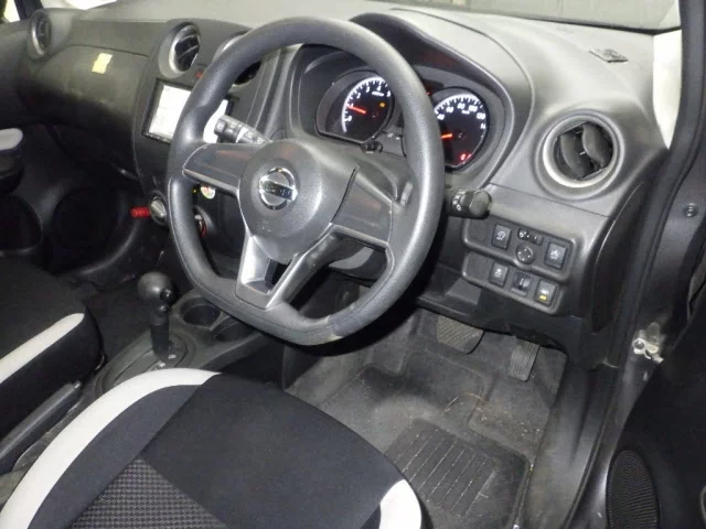 Nissan Note  с аукциона в Японии