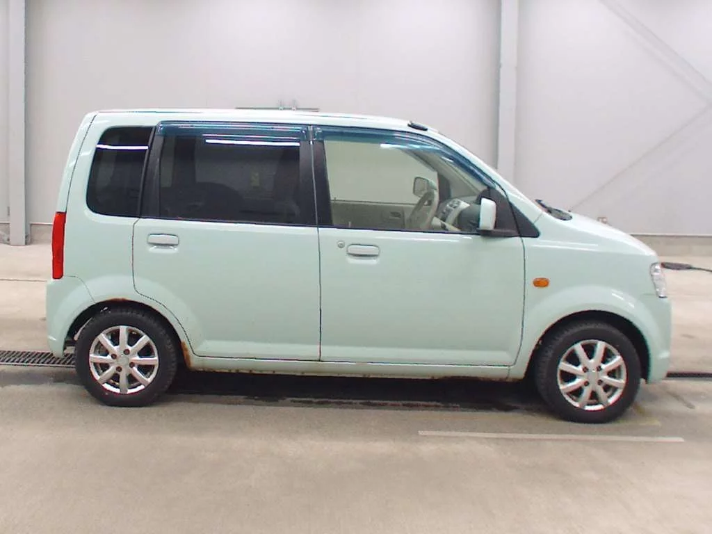 Nissan Otti  с аукциона в Японии