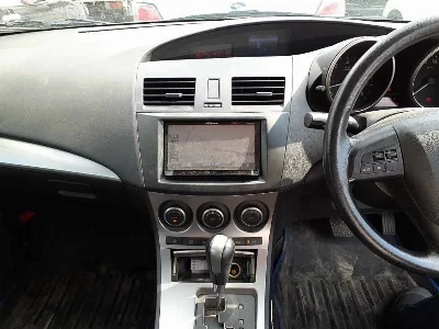 MAZDA AXELA SPORT
