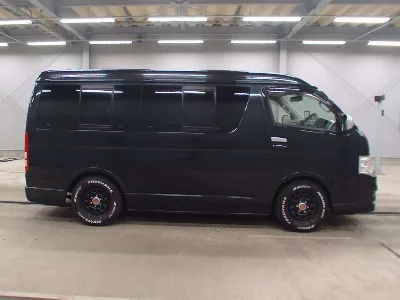 TOYOTA HIACE WAGON