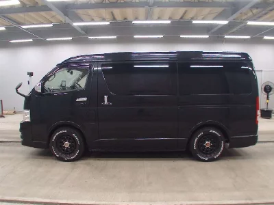 TOYOTA HIACE WAGON