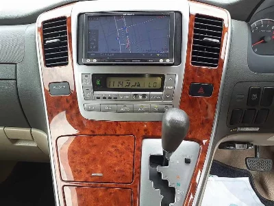 TOYOTA ALPHARD V