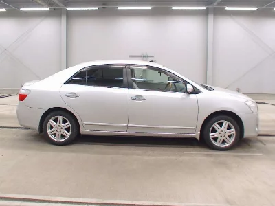 Toyota Premio