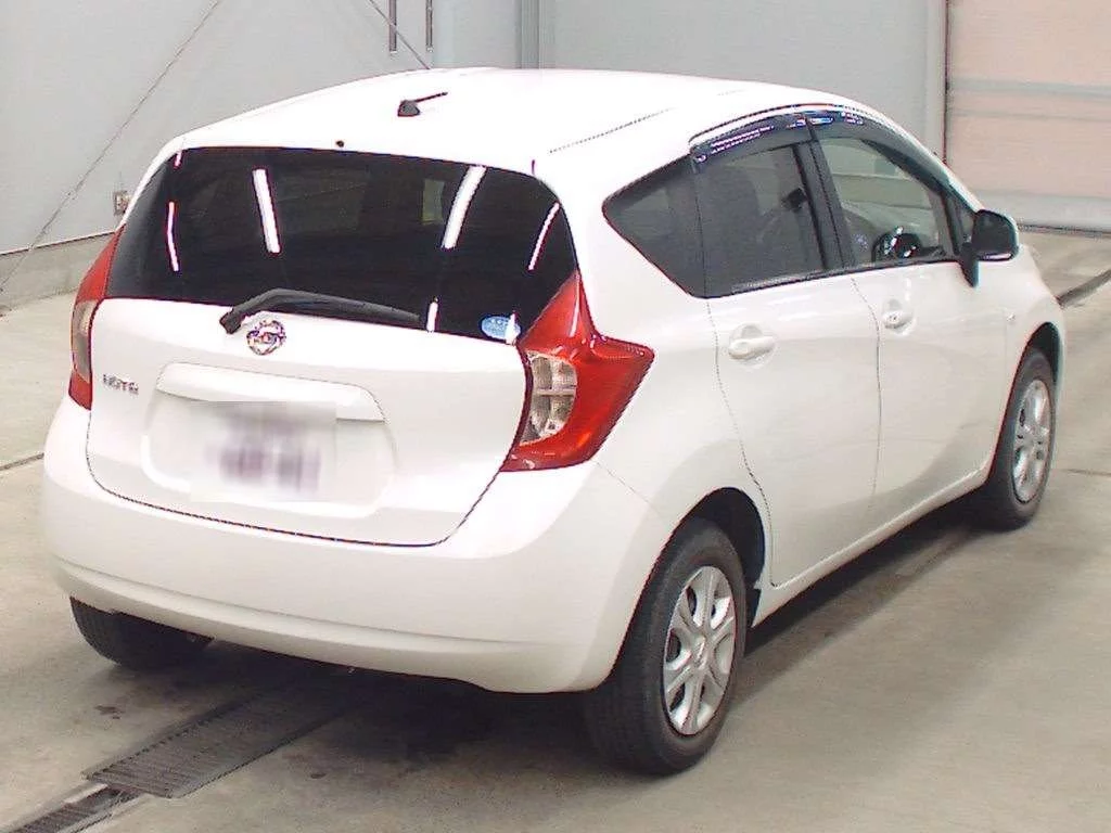 Nissan Note  с аукциона в Японии
