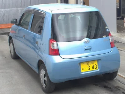 Daihatsu Esse