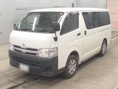 Toyota HiAce Van