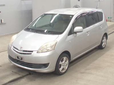 Toyota Passo Sette